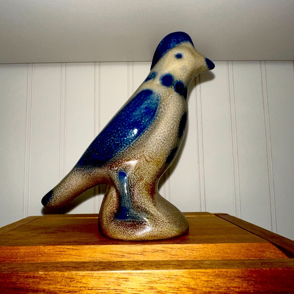 Beaumont Brothers Pottery Bird:
